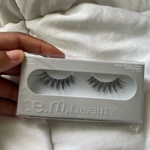 R.E.M. Beauty Lashes